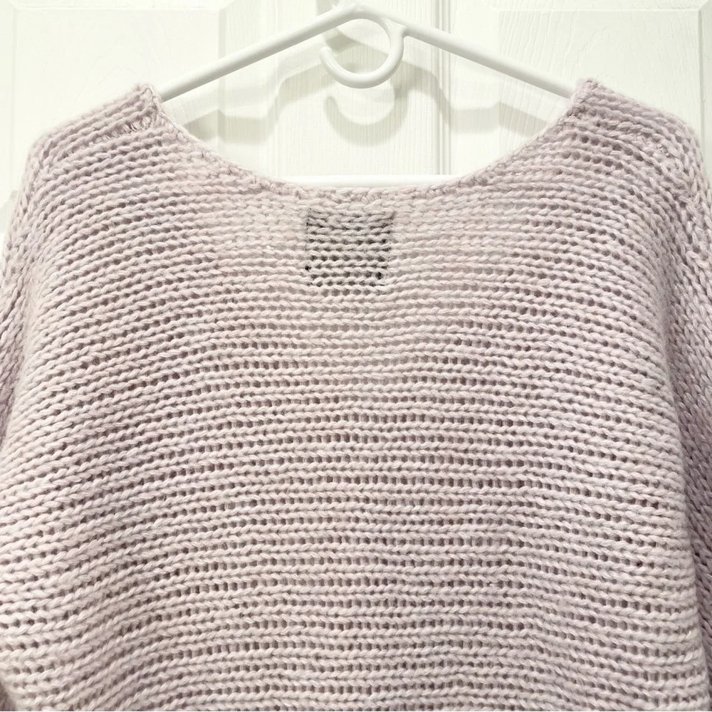 American Eagle Outfitters V Neck Sweater - Picture 5 of 10
